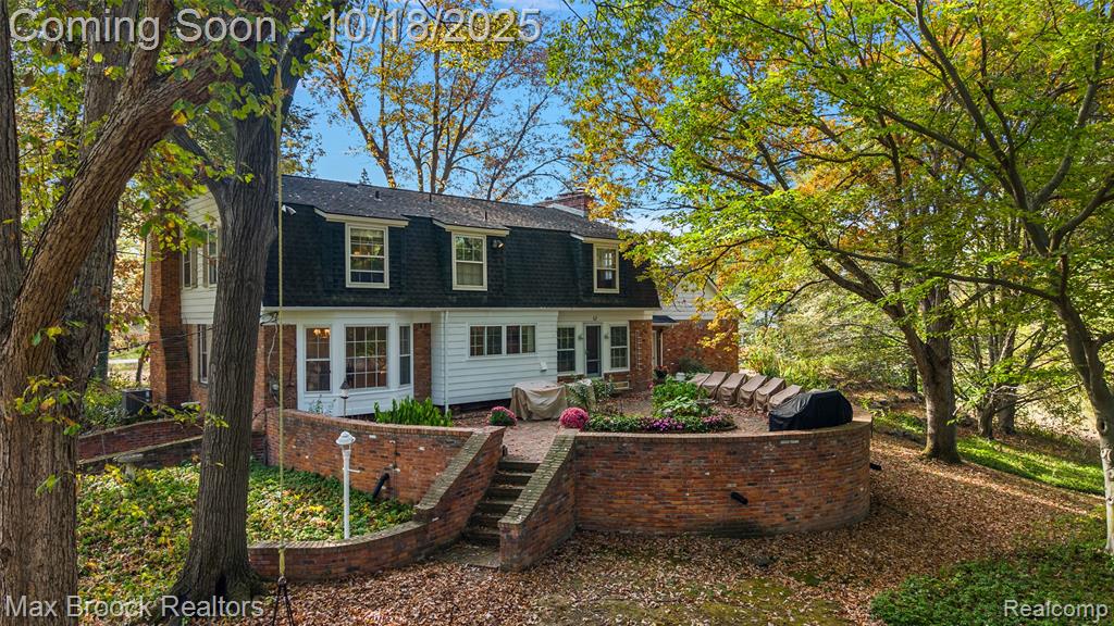 521 Kingsley Trail, Bloomfield Hills, MI 48304 — Photo 41