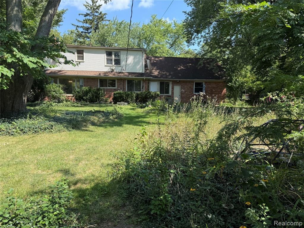 18141 Sunnybrook Avenue, Lathrup Village, MI 48076 — Photo 40
