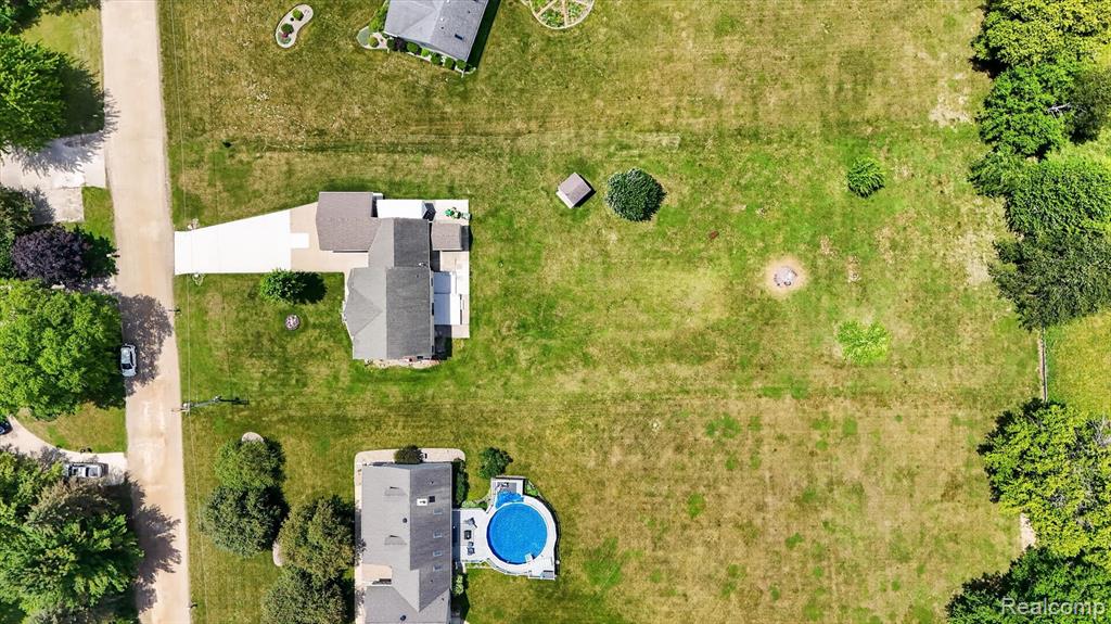 6888 Slawski Drive, Fowlerville, MI 48836 — Photo 63
