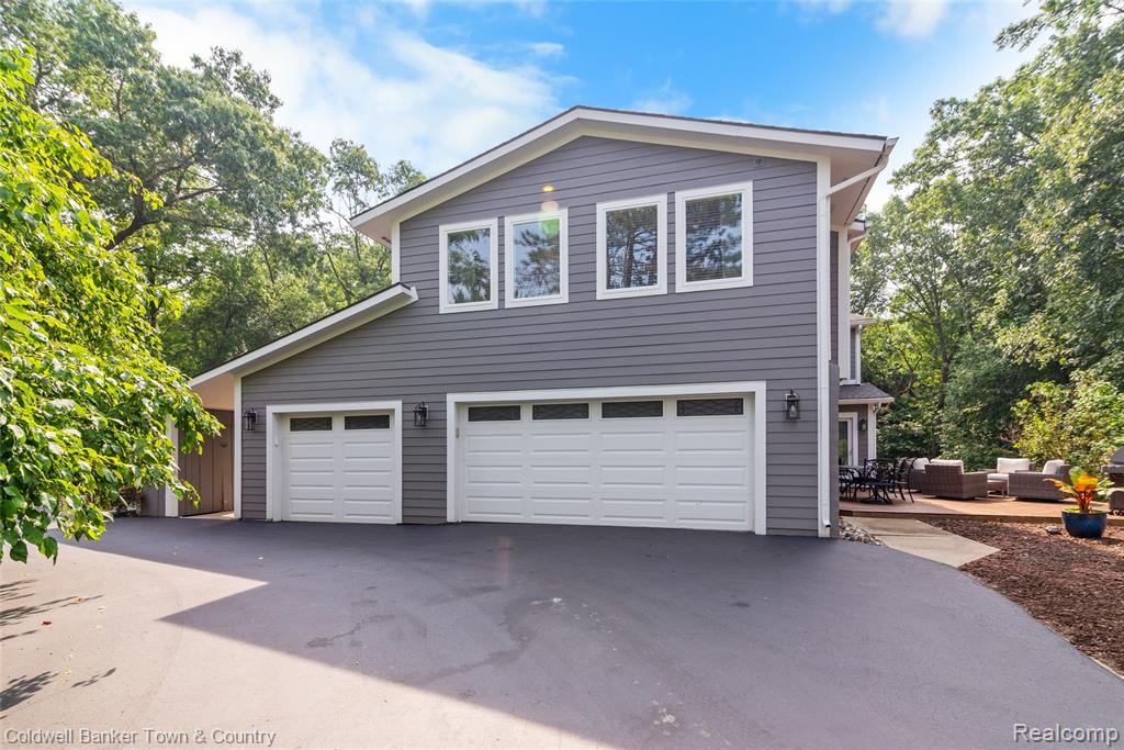 5728 Eggert Place, Brighton, MI, 48116