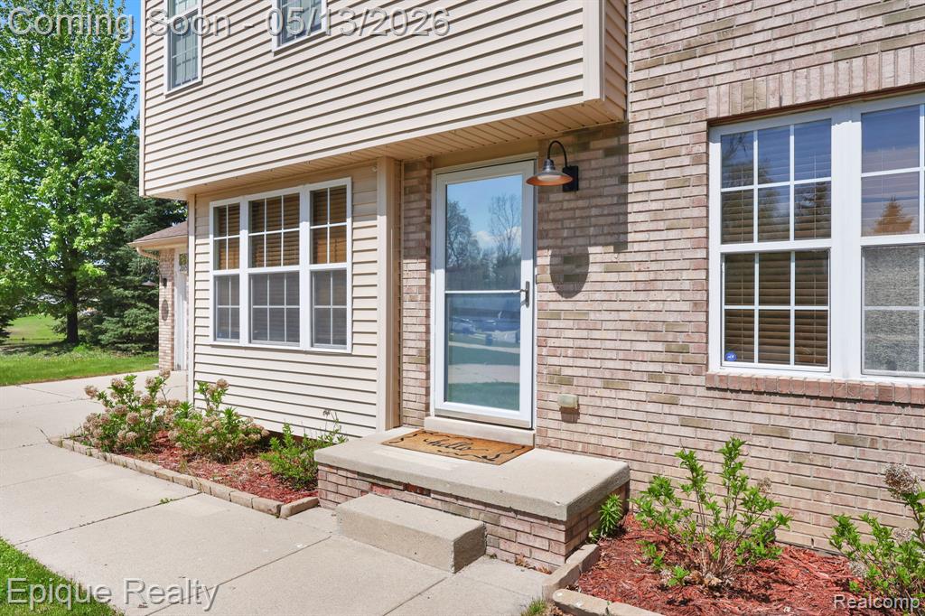 2653 Konrad Court, Auburn Hills, MI 48326 — Photo 3