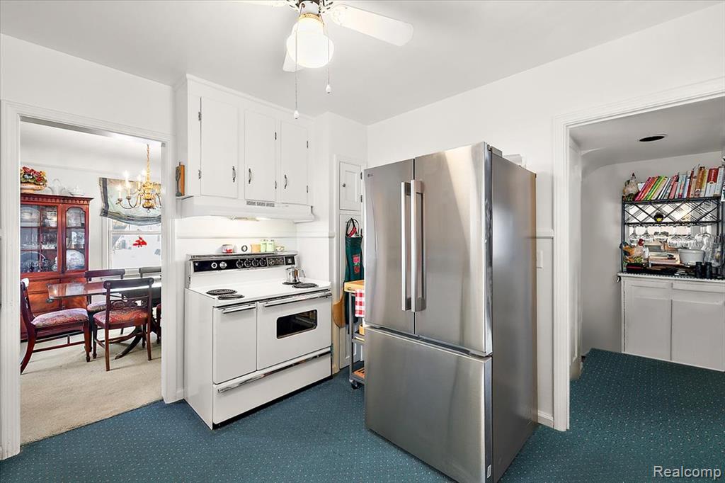 34915 Chestnut Street, Wayne, MI, 48184