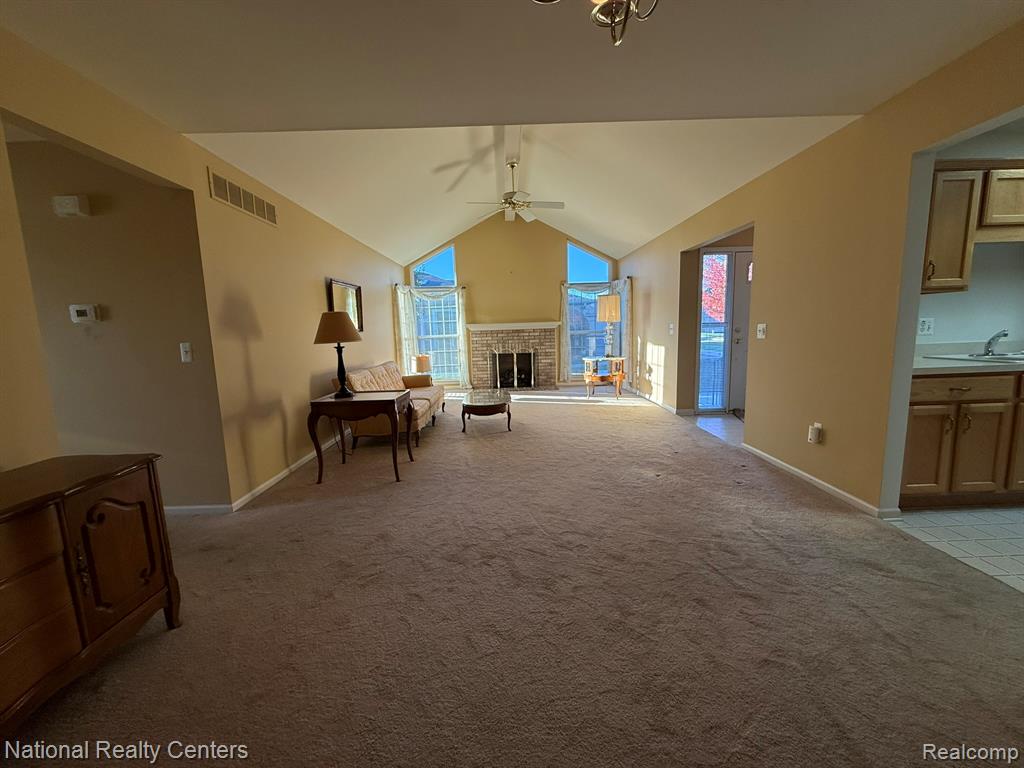 59291 Royal Oak Court, Washington, MI — Photo 6