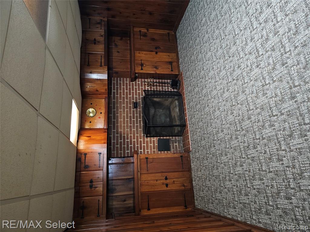 514 McClellan W, Flint, MI 48505 — Photo 13