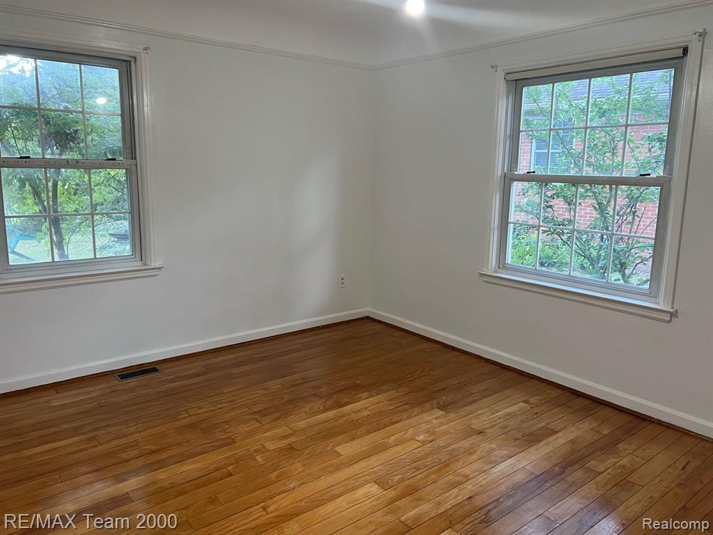 3 BOONE Lane, Dearborn, MI 48120 — Photo 54