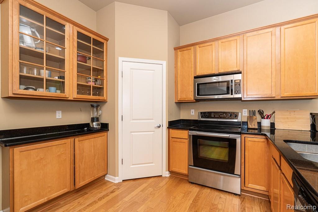 2230 Palmetto, Commerce Twp, MI 48382 — Photo 10
