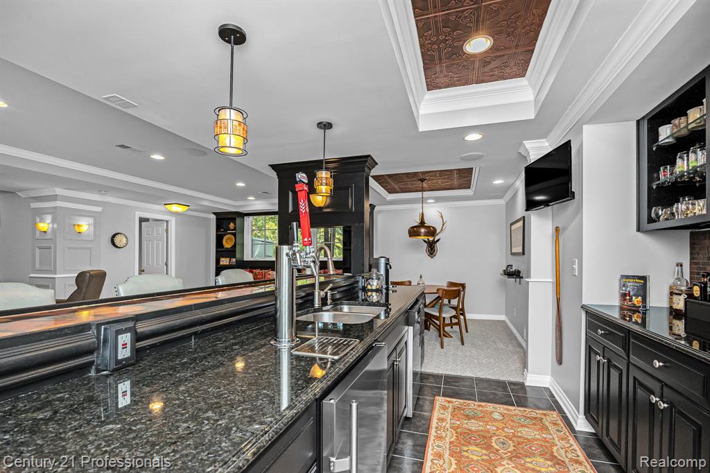 8242 Pine Hollow Court, Grand Blanc, MI 48439 — Photo 40