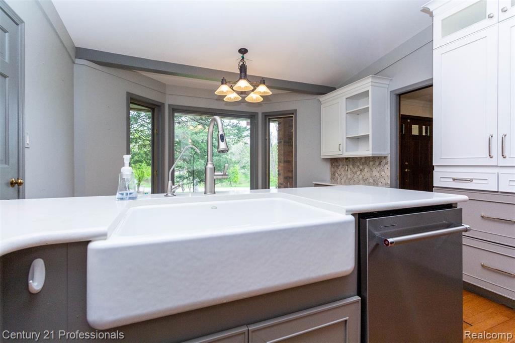 6133 Sundance Trail, Brighton, MI 48116 — Photo 12