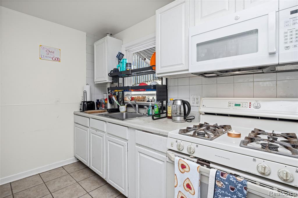 21857 Le Fever Avenue, Warren, MI 48091 — Photo 11