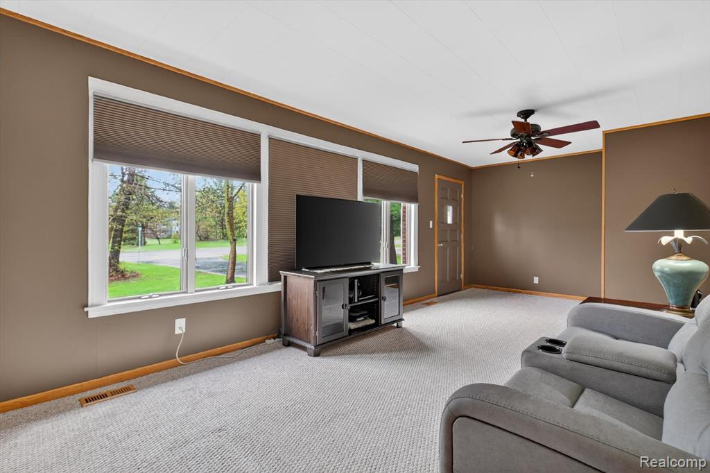 28501 Pontiac Trail, South Lyon, MI 48178 — Photo 6