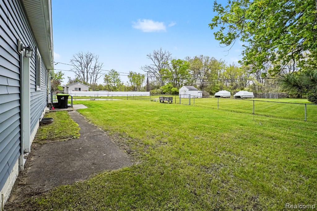 4987 E M 36, Pinckney, MI 48169 — Photo 27