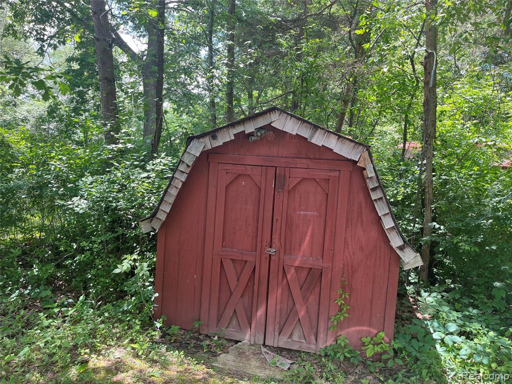 5015 Capac Road, Mussey, MI 48014 — Photo 4