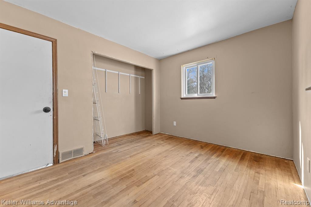 8735 Ringwood Drive, Commerce Twp, MI 48382 — Photo 20