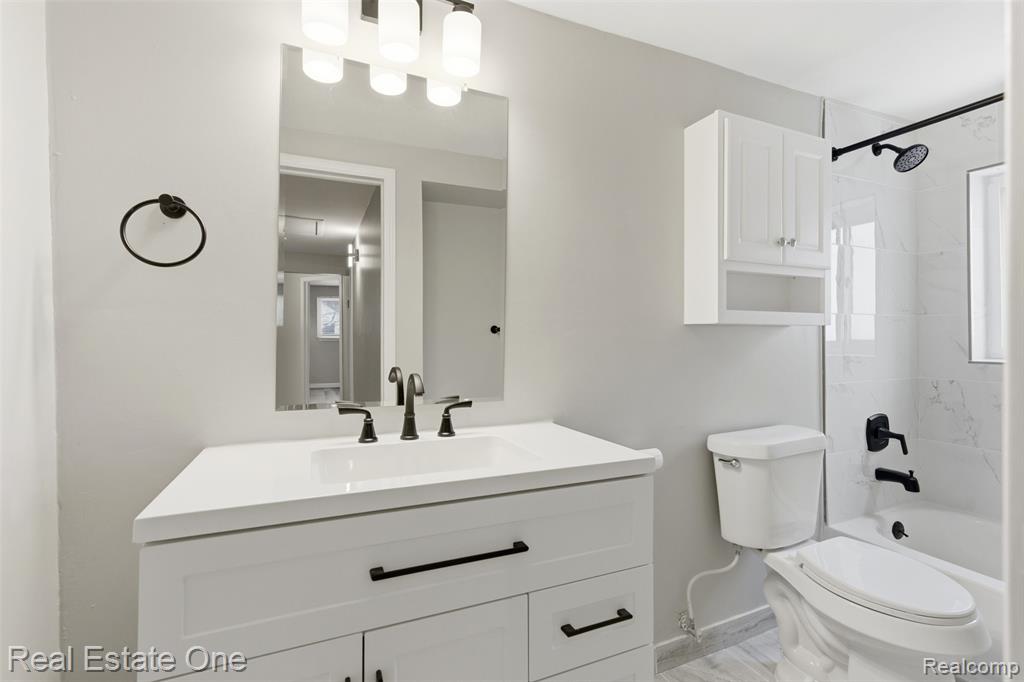 4005 Weddell Street, Dearborn Heights, MI 48125 — Photo 12