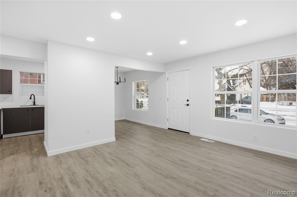 15103 Cheyenne Street, Detroit, MI 48227 — Photo 5