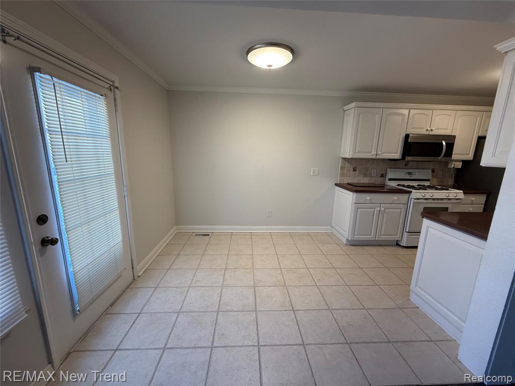 41719 BROQUET Drive, Northville, MI 48167 — Photo 9