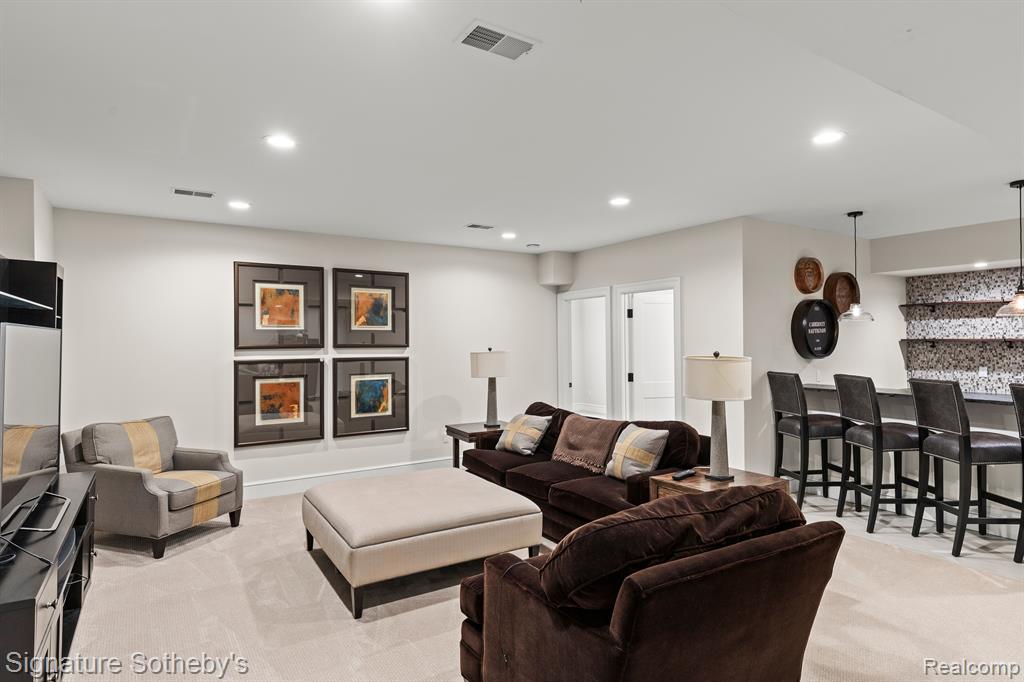 555 Chesterfield Avenue, Birmingham, MI 48009 — Photo 25