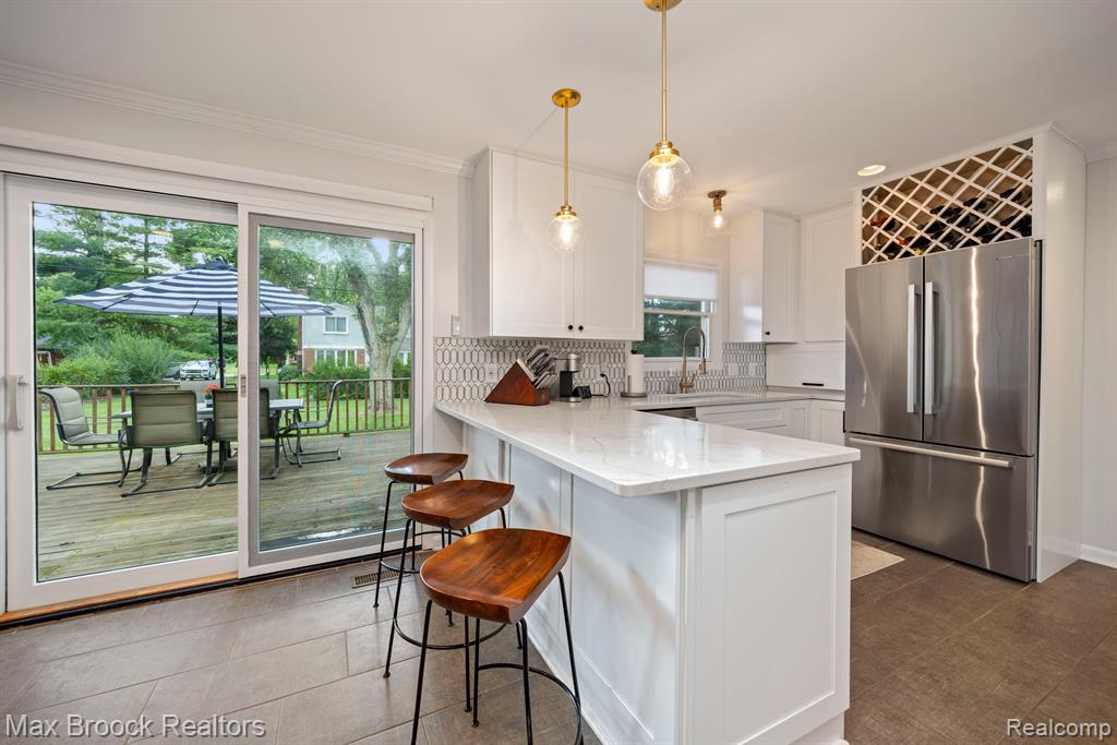 5562 PEBBLESHIRE Road, Bloomfield Hills, MI 48301 — Photo 15
