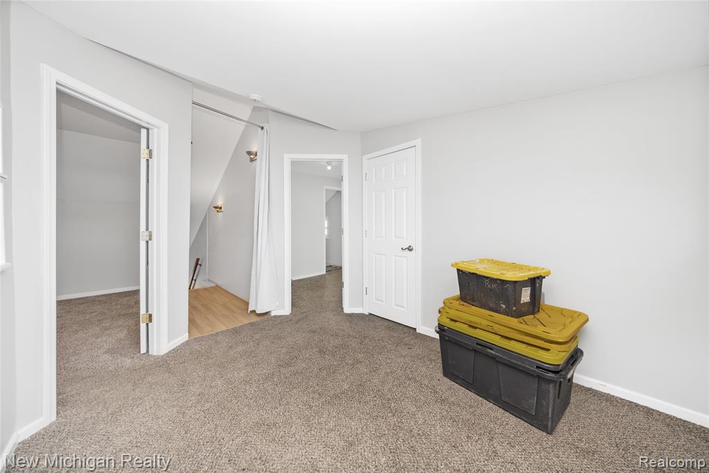 8665 Cooley Lake Road, Commerce Twp, MI 48382 — Photo 46