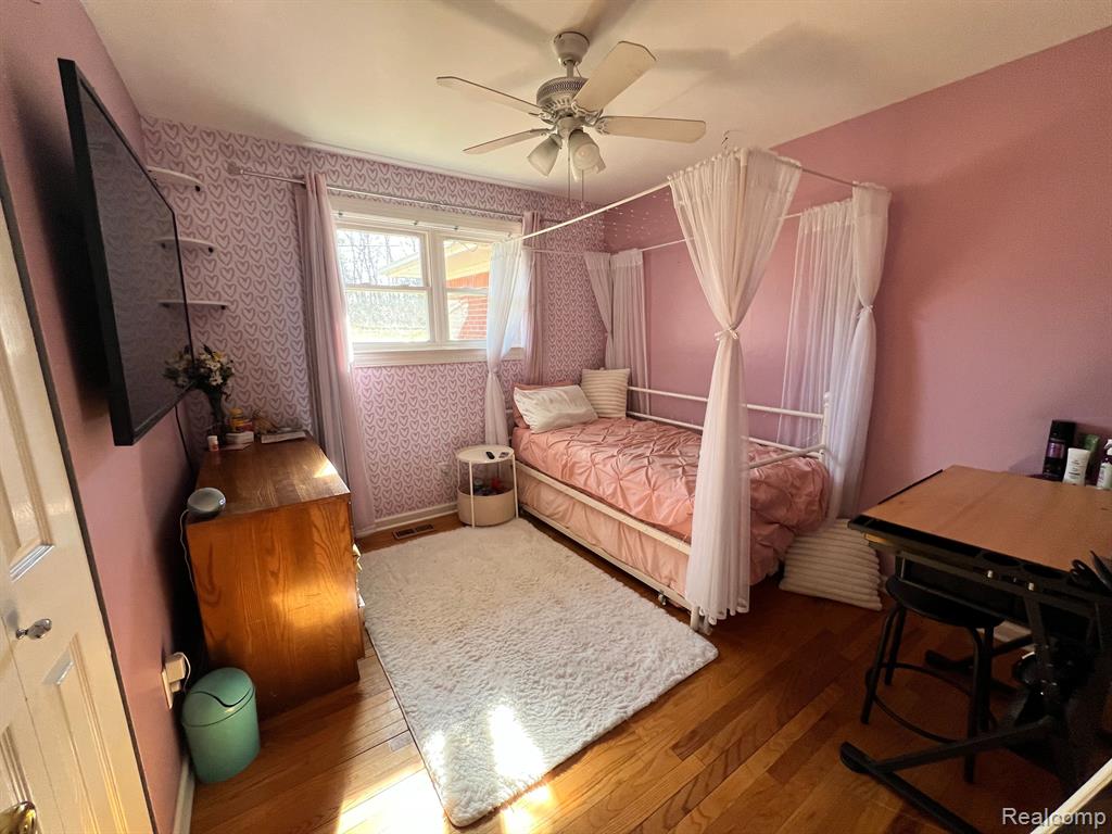 5345 FERN Avenue, Grand Blanc, MI 48439 — Photo 13
