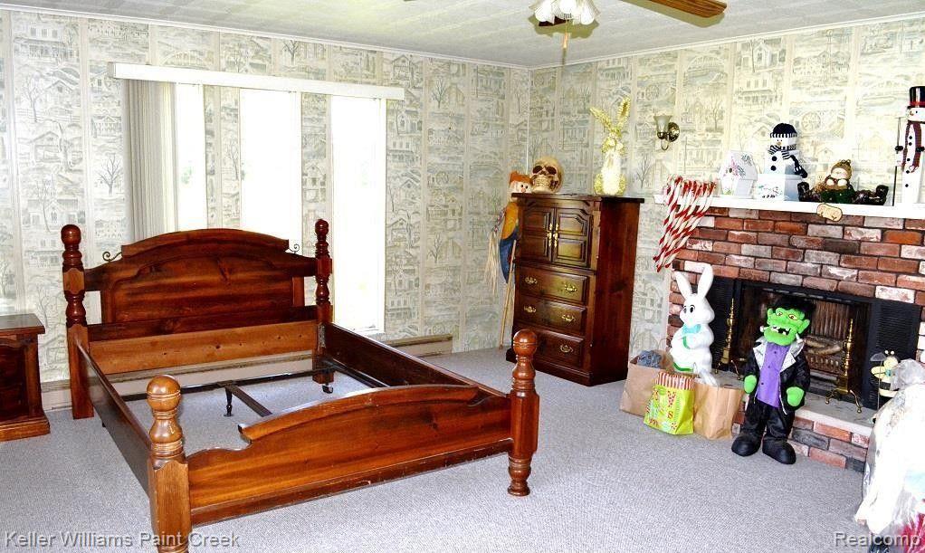 8036 N CLARE Avenue, Harrison, MI 48625 — Photo 24