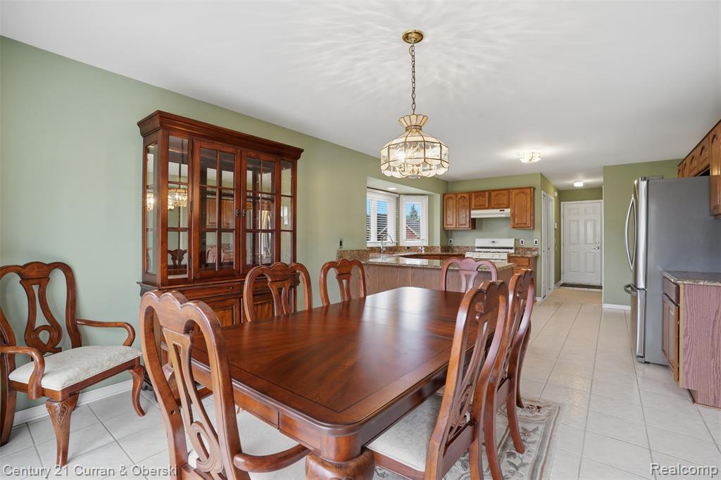 43612 Hoptree Drive, Sterling Heights, MI 48314 — Photo 12