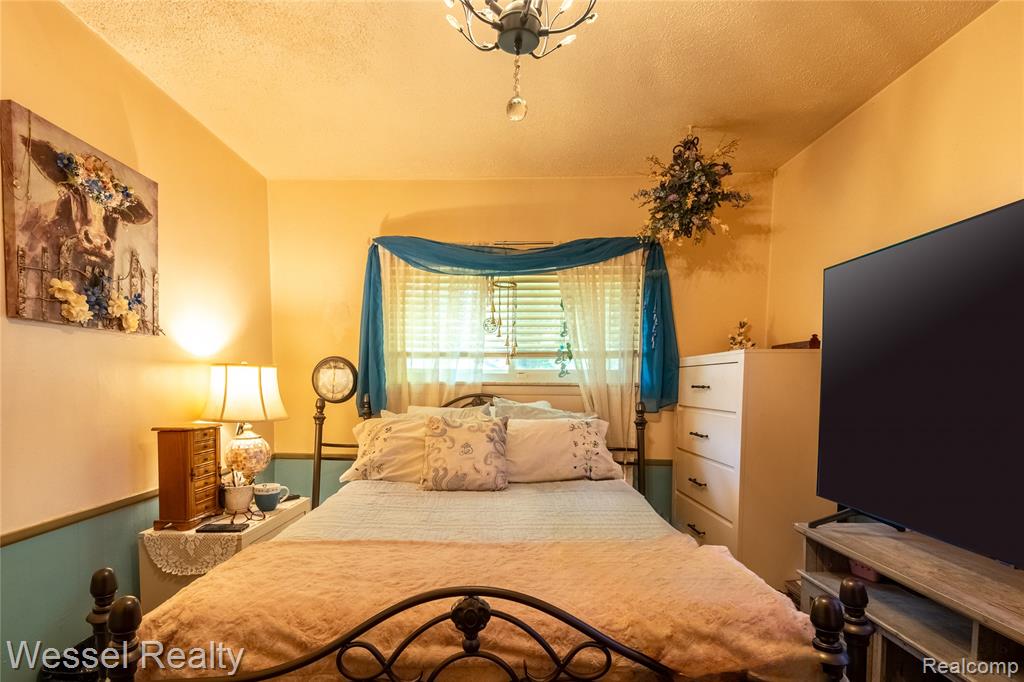 57121 OMO Road, Ray, MI — Photo 26