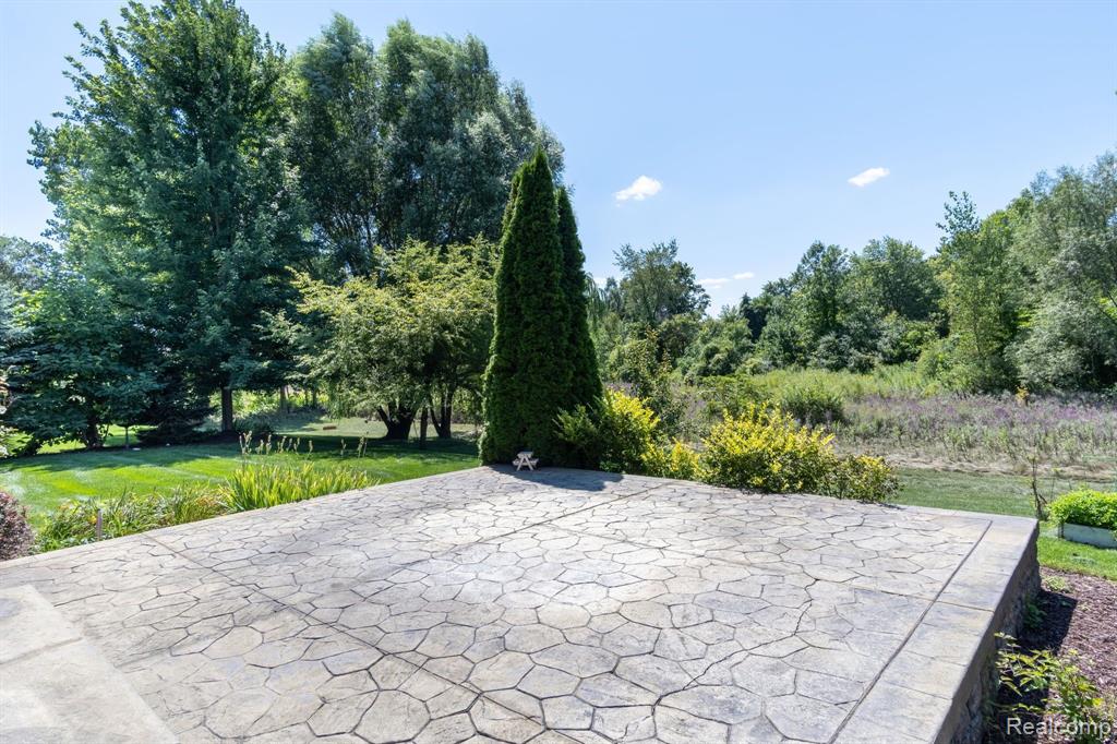 49301 Clinton Terrace Drive, Macomb, MI 48044 — Photo 44