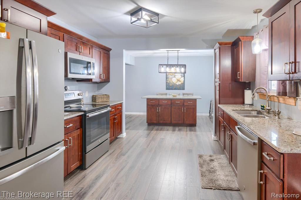 7310 Brewer Road, Flint, MI 48507 — Photo 28