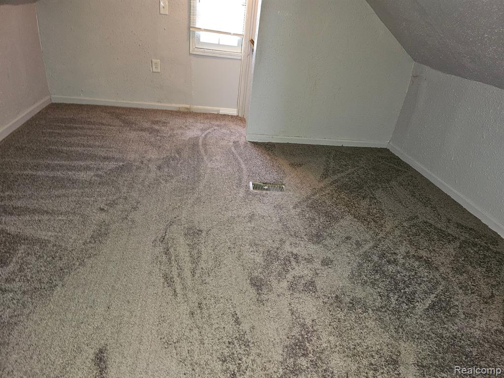 7544 PROSPECT Avenue, Warren, MI 48091 — Photo 17