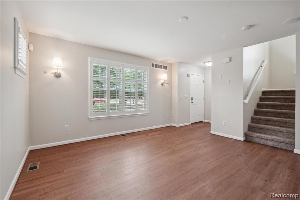 4305 ARETHA Avenue, Detroit, MI 48201 — Photo 6