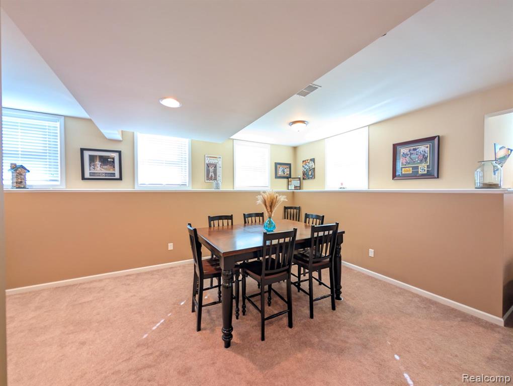 5441 Meadow Creek Court, Flint, MI 48532 — Photo 42