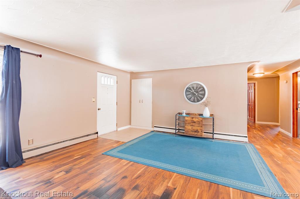 13475 DIXIE Highway, Birch Run, MI 48415 — Photo 8