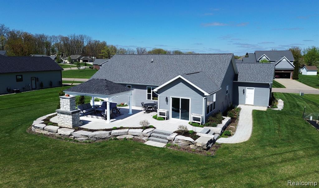 9466 HERITAGE, Goodrich Vlg, MI — Photo 26