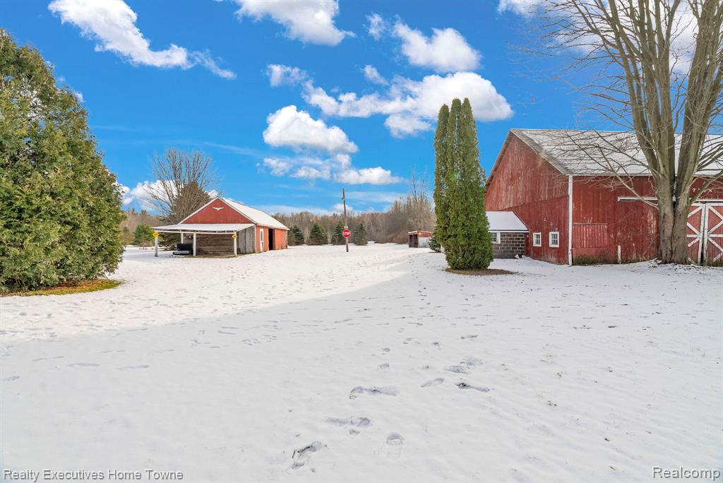 7305 Big Hand Road, St. Clair, MI 48079 — Photo 49