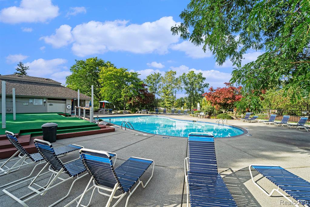 30979 COUNTRY, 163, Farmington Hills, MI 48331 — Photo 19