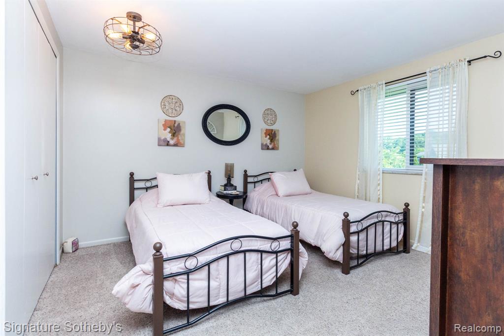 4086 Cherry Garden Drive, Commerce Twp, MI 48382 — Photo 25