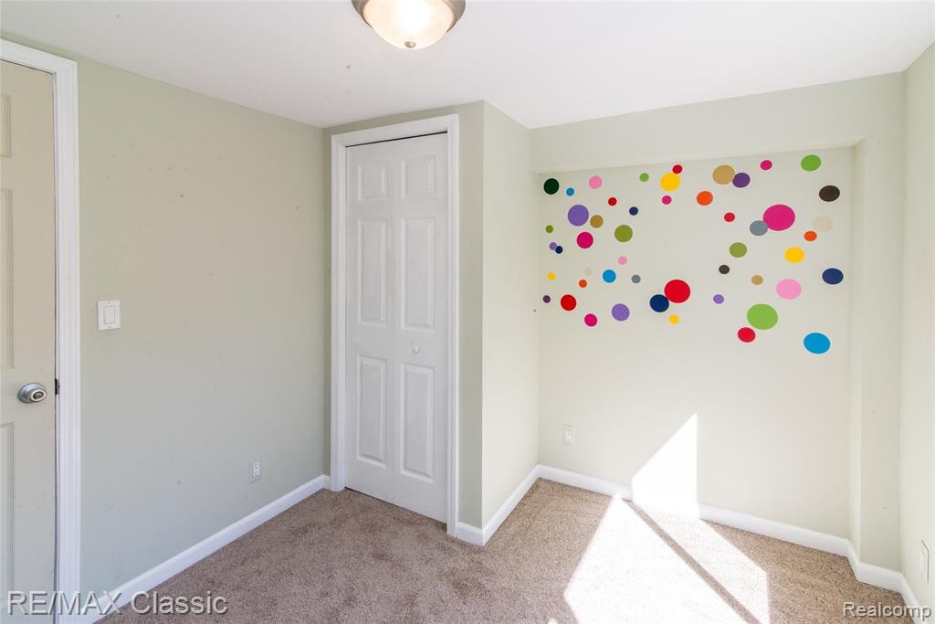 590 Bogie Lake Road, White Lake, MI 48383 — Photo 23