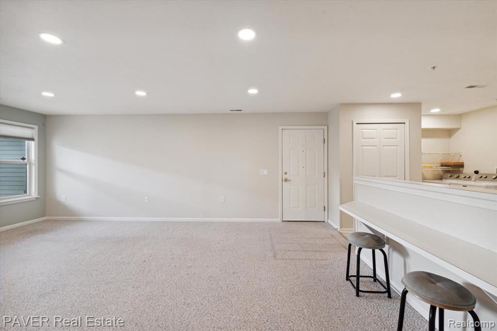 1565 WEATHERSTONE Drive, Ann Arbor, MI 48108 — Photo 22