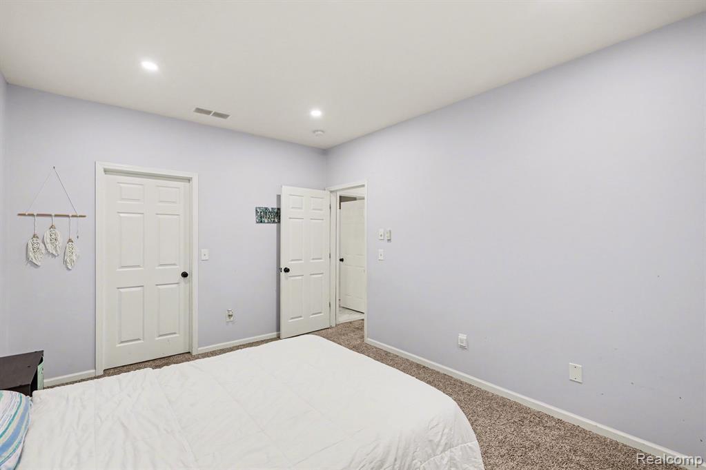16413 Dominion Drive, Macomb, MI 48044 — Photo 14