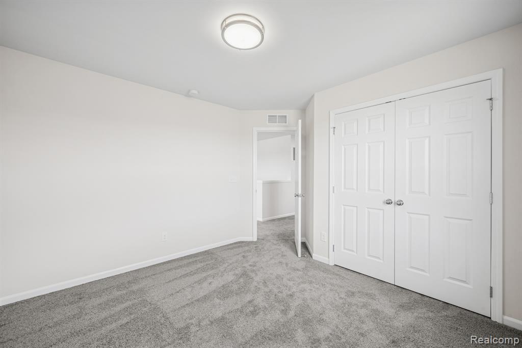 725 Knollwood Bend, Chelsea, MI 48118 — Photo 28