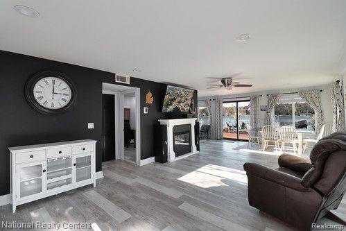 8819 LAGOON Drive, Brighton, MI 48116 — Photo 8