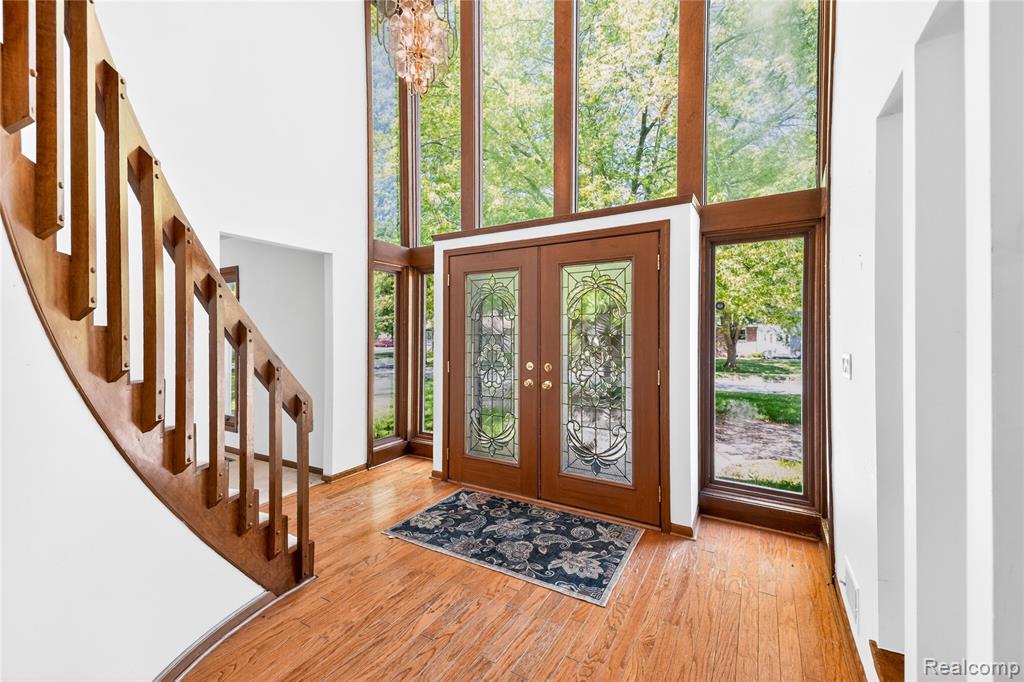 8027 Berkshire Drive, Grosse Ile, MI 48138 — Photo 5