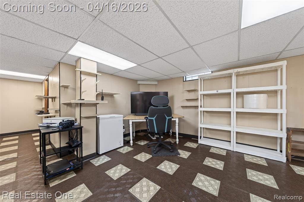 486 W Iroquois Road, Pontiac, MI 48341 — Photo 34