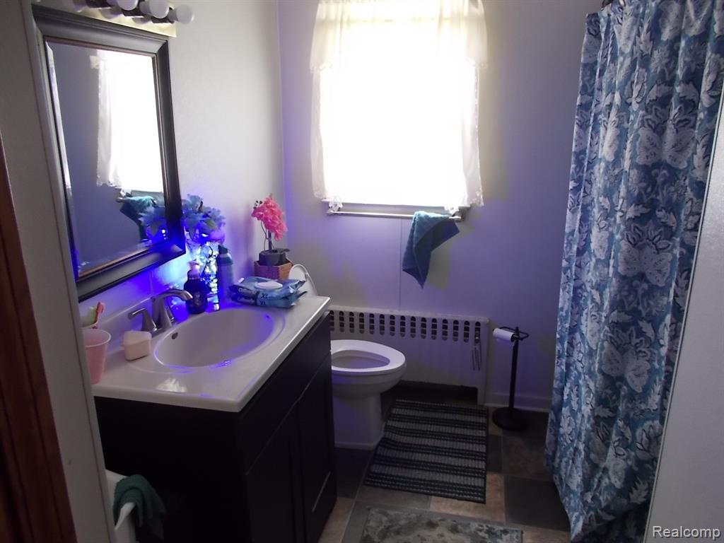3752 Main Street, Akron, MI 48701 — Photo 8