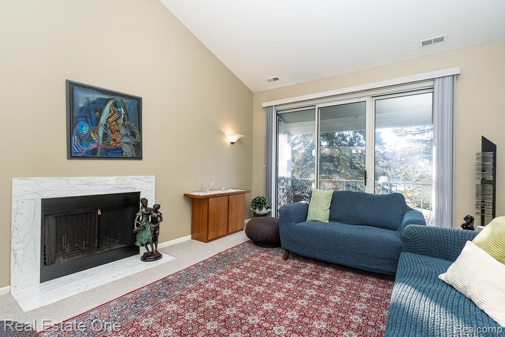 1903 Eagle Pointe, Bloomfield Hills, MI 48304 — Photo 11