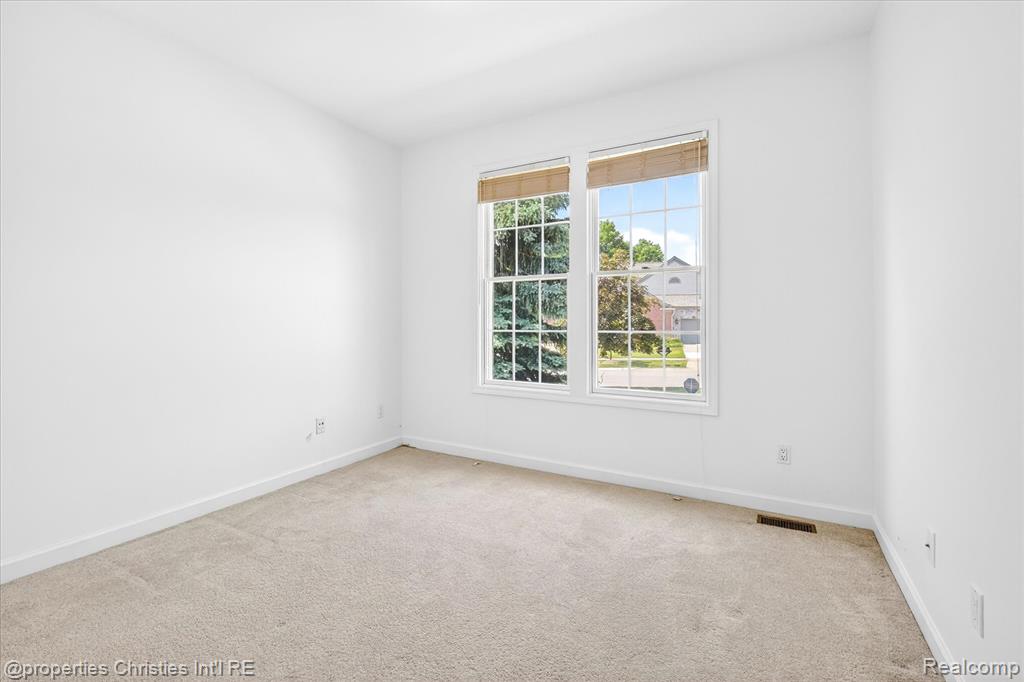 16502 Cypress Court, Northville, MI 48168 — Photo 28