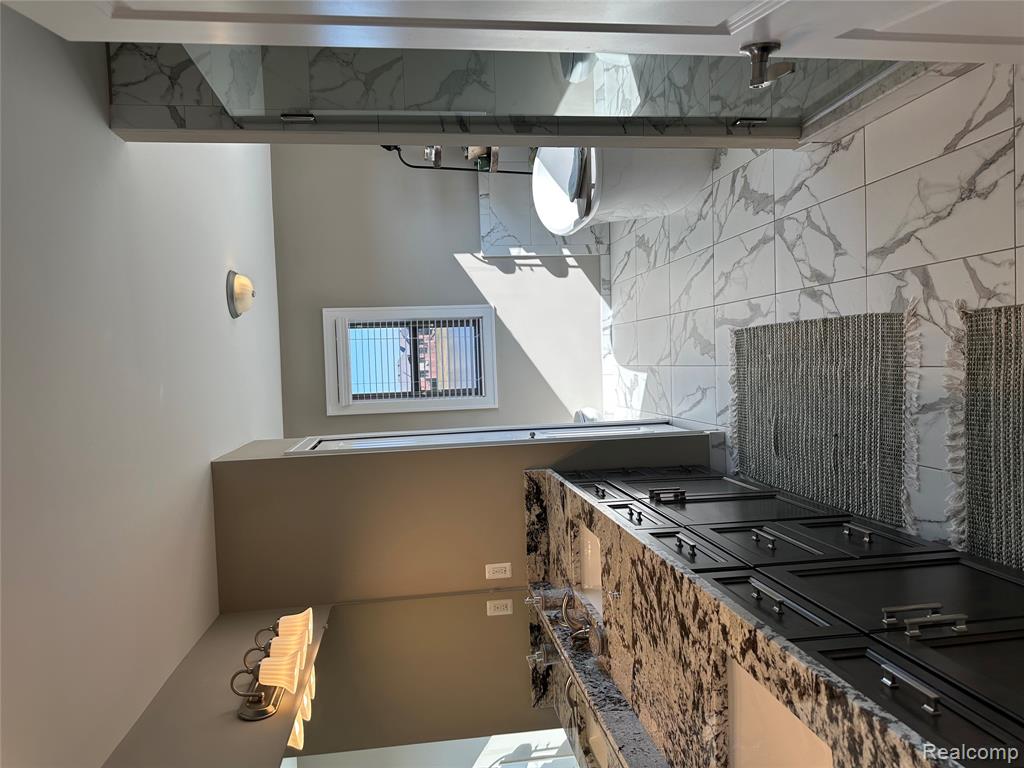 15870 Via Manzoni, Macomb, MI 48042 — Photo 18