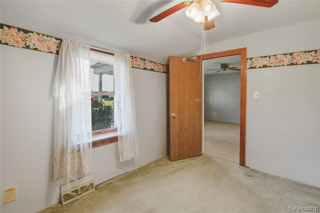 26762 Reaume Street, Woodhaven, MI 48183 — Photo 19