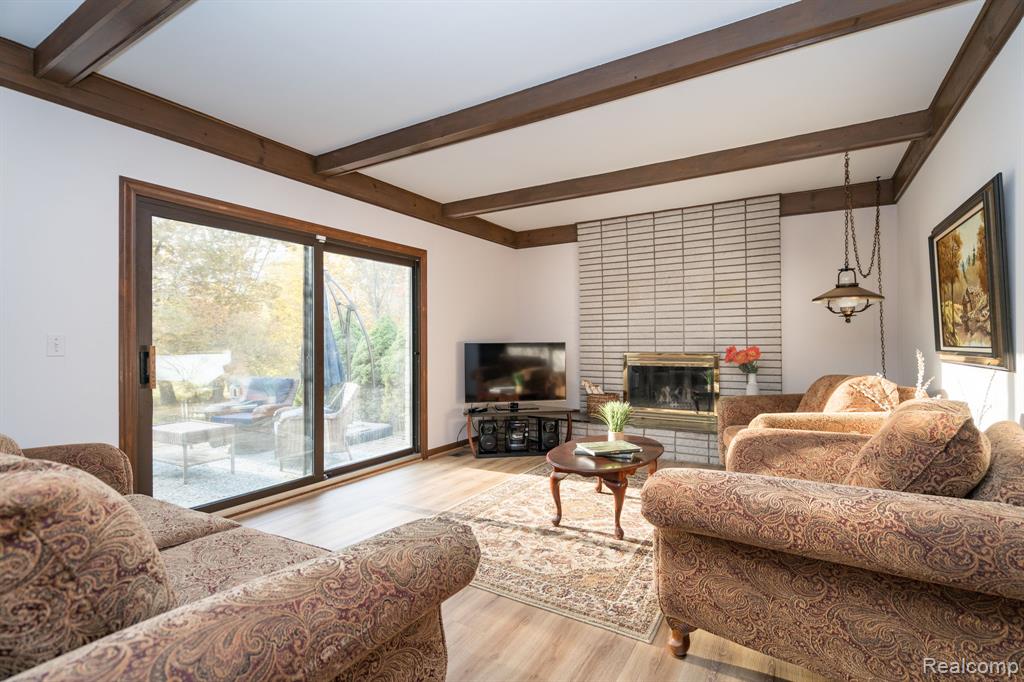 758 Lake Forest Road, Rochester Hills, MI 48309 — Photo 7
